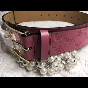 Michael Kors Genuine Leather Belt, size medium